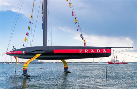 Prada cup boats